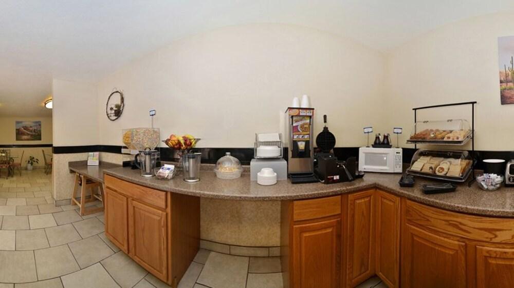 Rodeway Inn Espanola Dış mekan fotoğraf