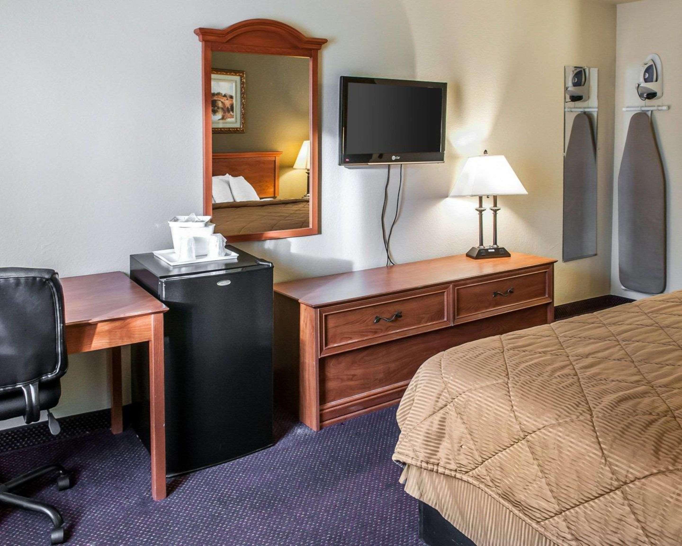 Rodeway Inn Espanola Dış mekan fotoğraf